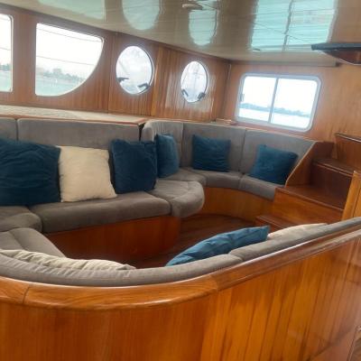 Boat Cruise 15