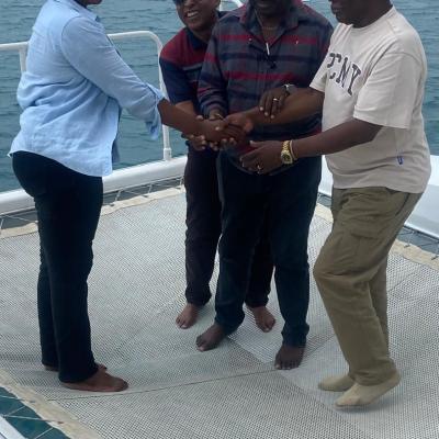 Boat Cruise 18